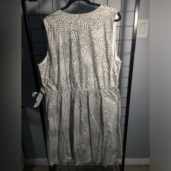 Lane Bryant plus size white and black polka dot faux wrap top dress EUC - Picture 8 of 8